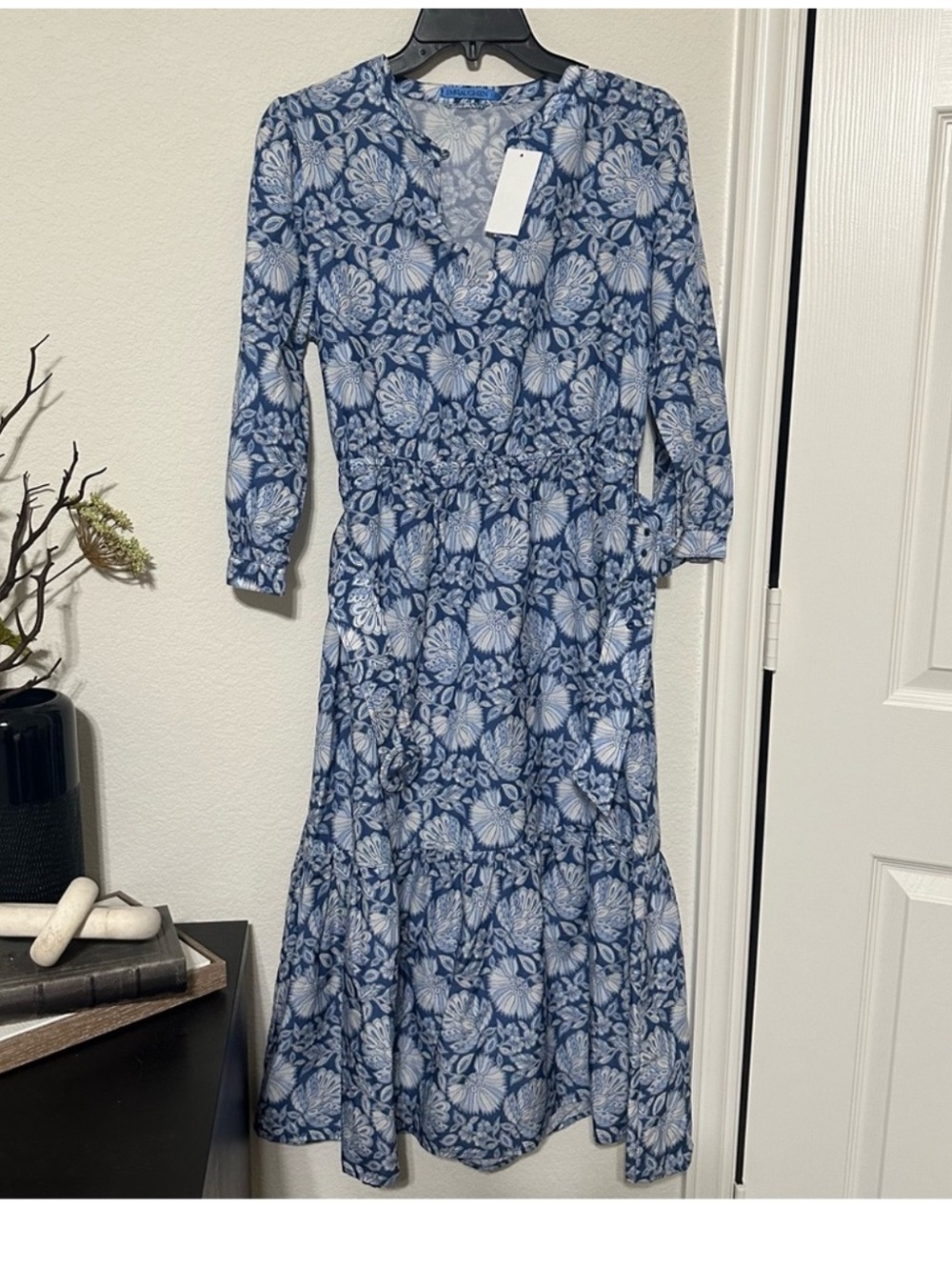 NWT J.McLaughlin Silk Cotton Floral Round Split V-Neck 3/4 Bishop Sleeve Dress - Picture 8 of 12